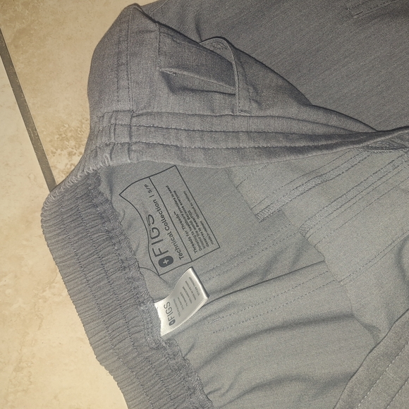 Figs Gray Pants with Blue Drawstring Sixe Small Petite - Picture 3 of 3